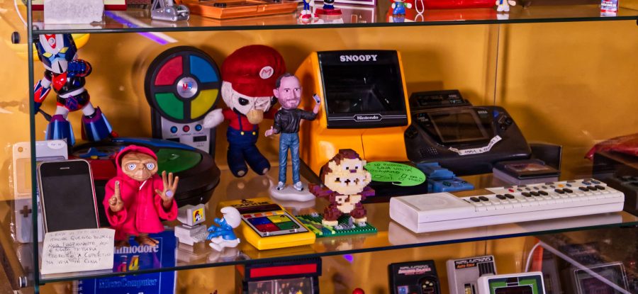 Game & Watch, Game Gear e personaggi d'epoca