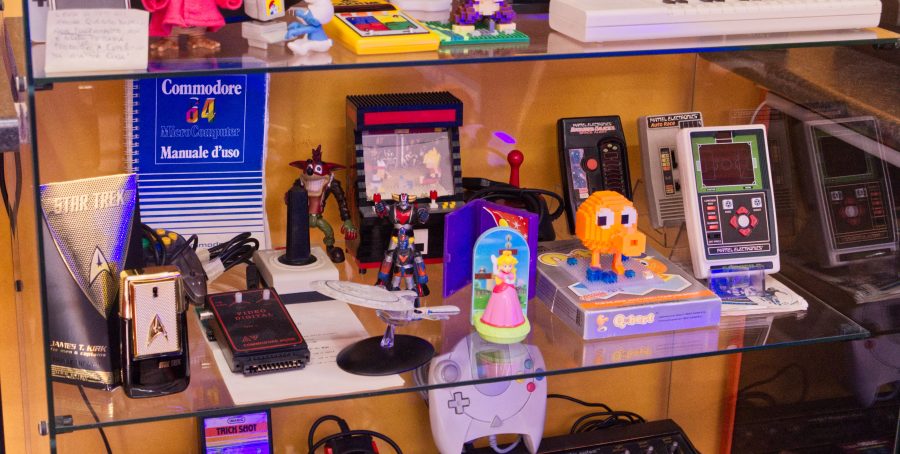 Un angolo della collezione retrogaming